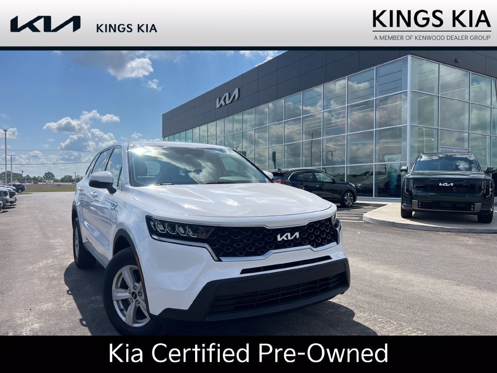 Certified 2023 Kia Sorento LX AWD/4WD image 1
