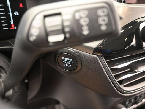Used 2024 Ford Escape Active AWD/4WD image 23