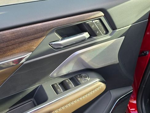 New 2026 GMC Acadia Denali Ultimate image 13