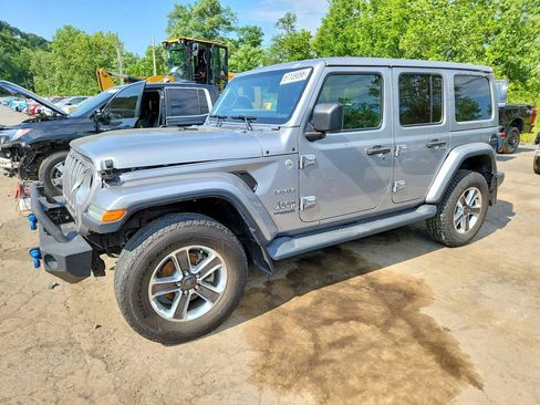 Used 2021 Jeep Wrangler Unlimited Sahara AWD/4WD image 3