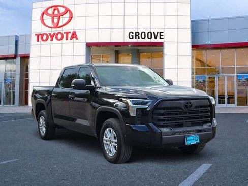 Used 2024 Toyota Tundra SR5 AWD/4WD image 8