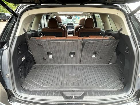 Used 2020 Subaru Ascent Touring AWD/4WD image 39