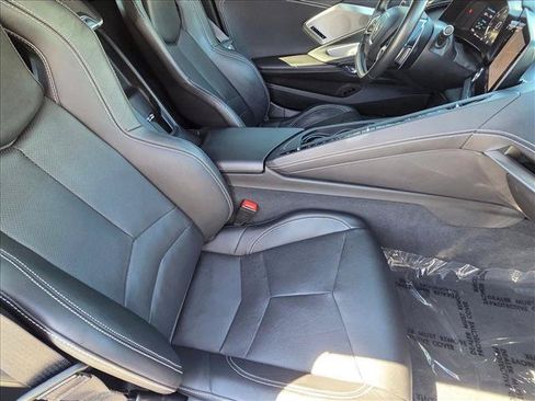 Used 2021 Chevrolet Corvette Stingray Preferred Cpe w/ Battery Protection Package RWD image 18