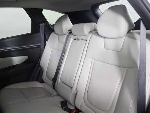 Certified 2024 Hyundai Tucson Limited image 35