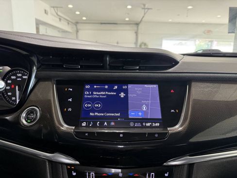 Used 2020 Cadillac XT6 Sport w/ Platinum Package AWD/4WD image 16