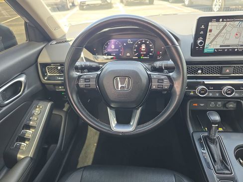 Used 2024 Honda Civic Touring image 10