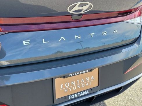 New 2026 Hyundai Elantra SE image 21
