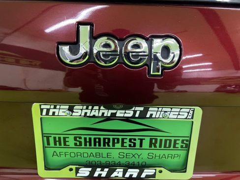 Used 2020 Jeep Cherokee Limited AWD/4WD image 13