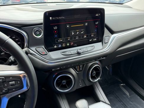 Used 2024 Chevrolet Blazer LT image 20