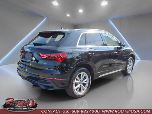 Used 2021 Audi Q3 2.0T Premium w/ Convenience Package AWD/4WD image 3