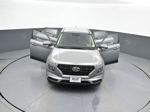 Used 2023 Hyundai Venue SE w/ Cargo Package image 45