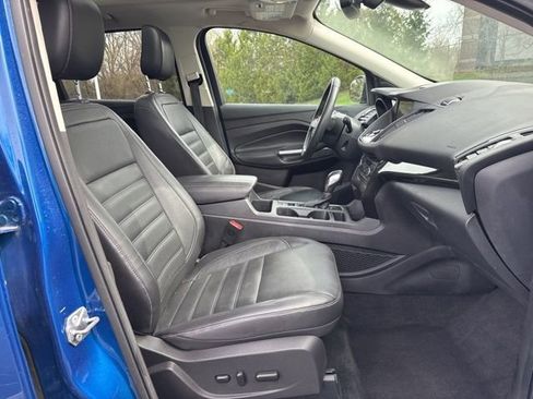 Used 2018 Ford Escape Titanium AWD/4WD image 28