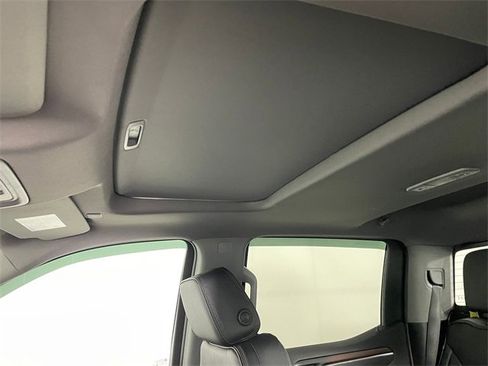 New 2026 GMC Sierra 1500 Denali w/ Denali Reserve Package image 8
