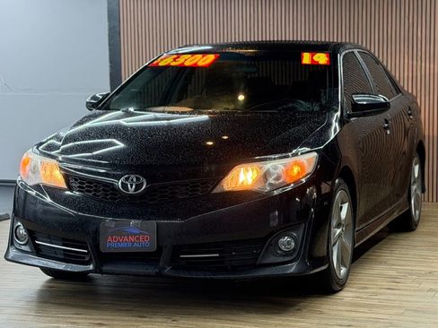Used 2014 Toyota Camry SE image 1