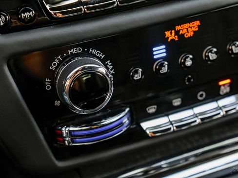 Used 2022 Rolls-Royce Ghost image 54