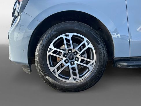 Used 2025 Ford Expedition Max Active image 16