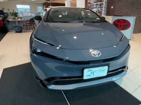 Used 2024 Toyota Prius Limited image 7