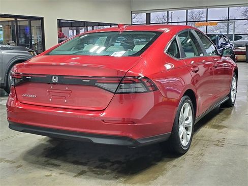 Used 2023 Honda Accord LX image 4