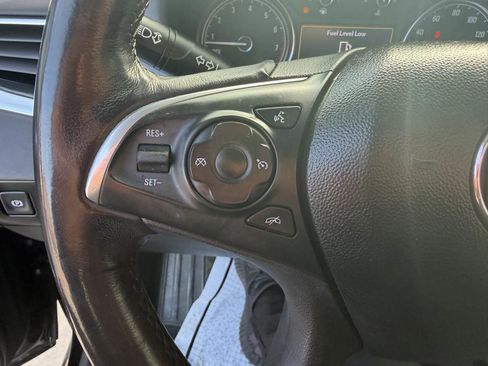 Used 2020 Buick Enclave Essence w/ Sound and Sites Package image 31