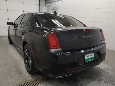 Used 2022 Chrysler 300 S RWD image 5