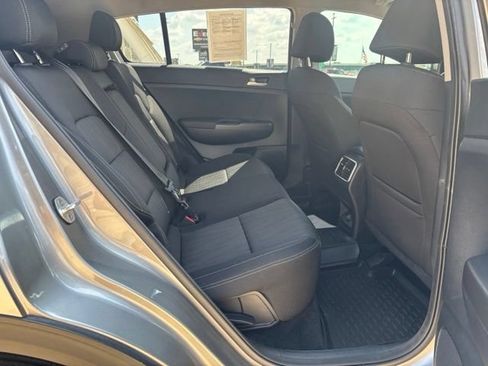Used 2020 Kia Sportage LX FWD image 15