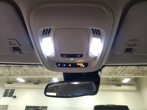 Certified 2023 Buick Envision Preferred image 17