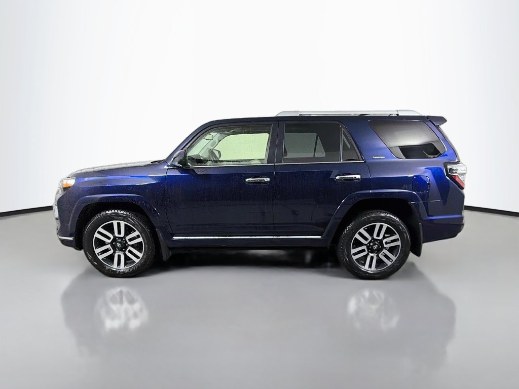 Used 2024 Toyota 4Runner Limited AWD/4WD image 9