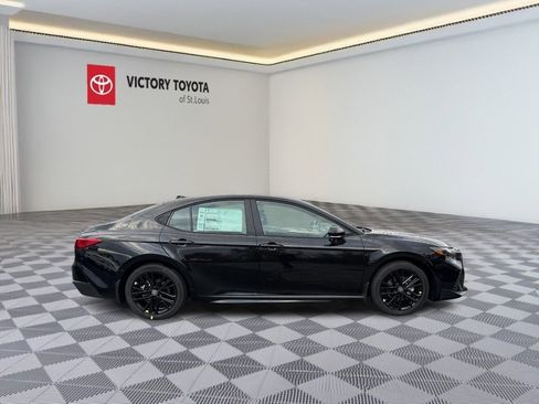 New 2026 Toyota Camry SE image 2