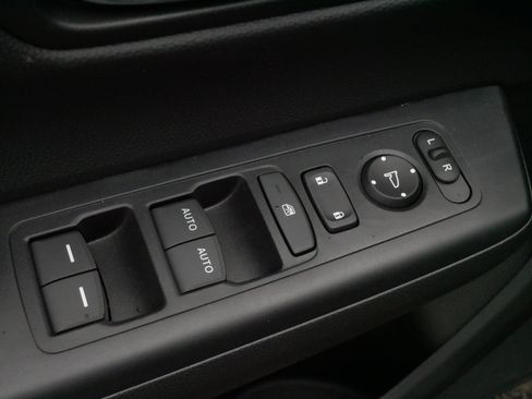 Certified 2026 Honda CR-V EX image 19