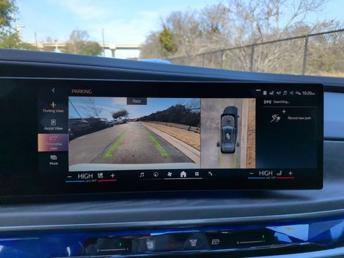 Certified 2023 BMW 740i 740i w/ Executive Package image 17