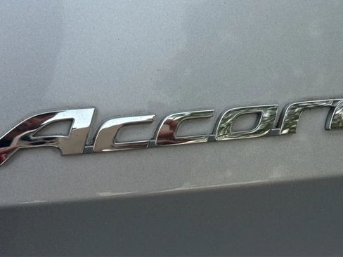 Used 2016 Honda Accord EX-L image 45