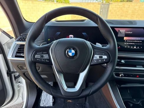 Used 2026 BMW X5 sDrive40i w/ Premium Package RWD image 24