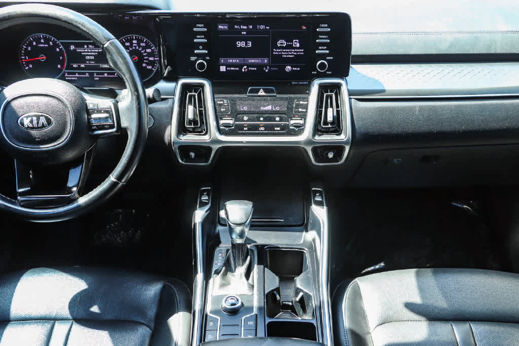 Used 2021 Kia Sorento S FWD image 24