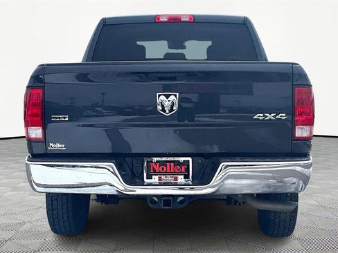 Used 2021 RAM 1500 Classic SLT image 4