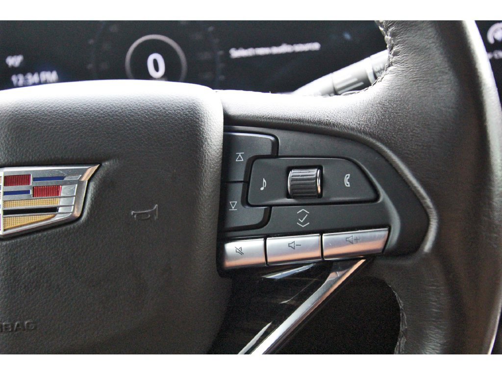 Used 2023 Cadillac Escalade ESV Premium Luxury AWD/4WD image 17