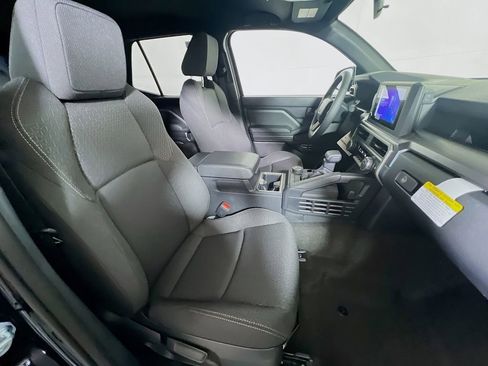 New 2026 Toyota 4Runner SR5 RWD image 22