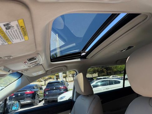 Used 2019 Subaru Outback 2.5i Limited AWD/4WD image 20