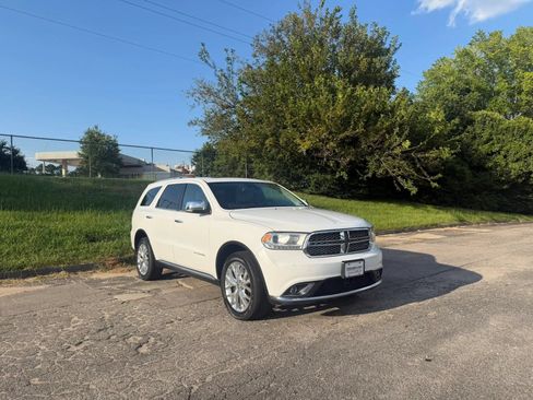 Used 2015 Dodge Durango Citadel w/ Technology Group AWD/4WD image 2