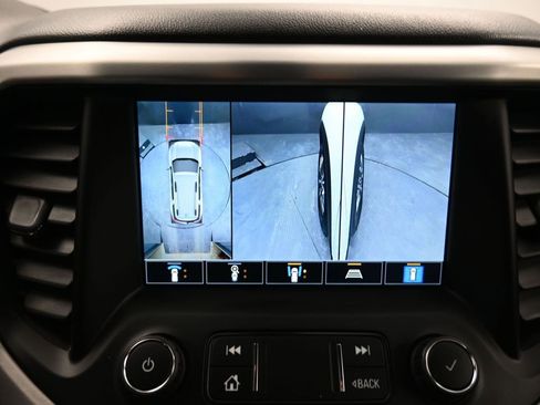 Used 2022 GMC Acadia SLT w/ Technology Package image 19