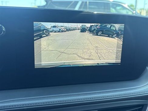 Certified 2025 Buick Encore GX Preferred FWD image 14