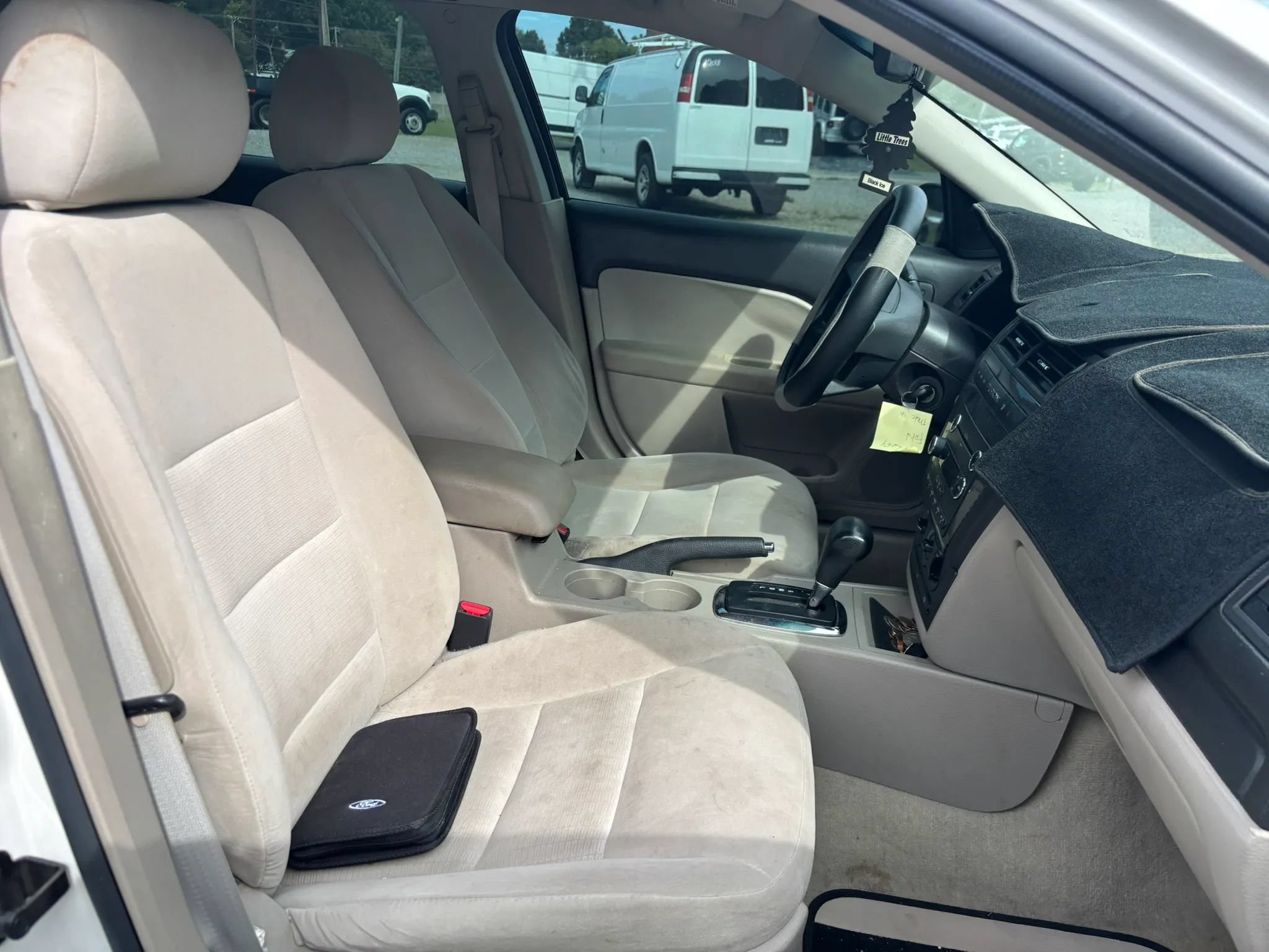 Used 2008 Ford Fusion SE FWD image 17