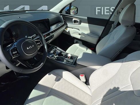 New 2025 Kia Sorento EX w/ Panoramic Sunroof Package image 17
