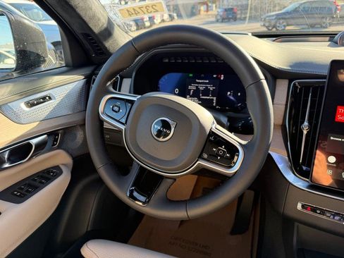 New 2026 Volvo XC90 B6 Ultra w/ Lounge Package image 8
