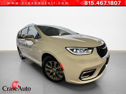 Used 2021 Chrysler Pacifica Pinnacle
