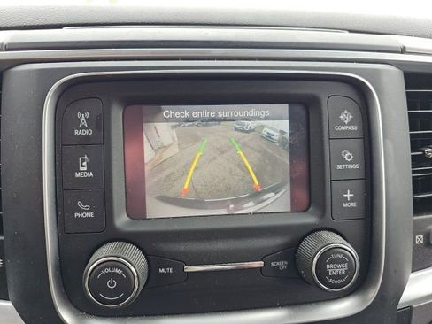 Used 2022 RAM 1500 Classic SLT RWD image 16