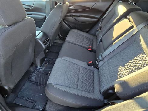 Used 2023 Chevrolet Equinox LT image 8