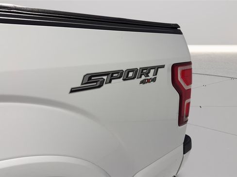 Used 2019 Ford F150 XLT w/ Equipment Group 302A Luxury AWD/4WD image 29