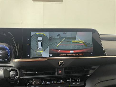 New 2026 Toyota Crown Signia AWD/4WD image 17
