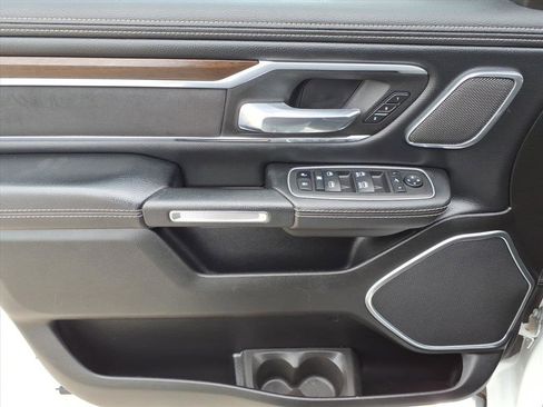 Used 2022 RAM 1500 Laramie AWD/4WD image 14