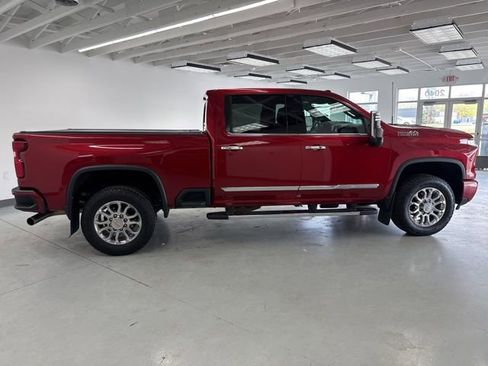 Used 2024 Chevrolet Silverado 3500 High Country w/ Technology Package AWD/4WD image 14